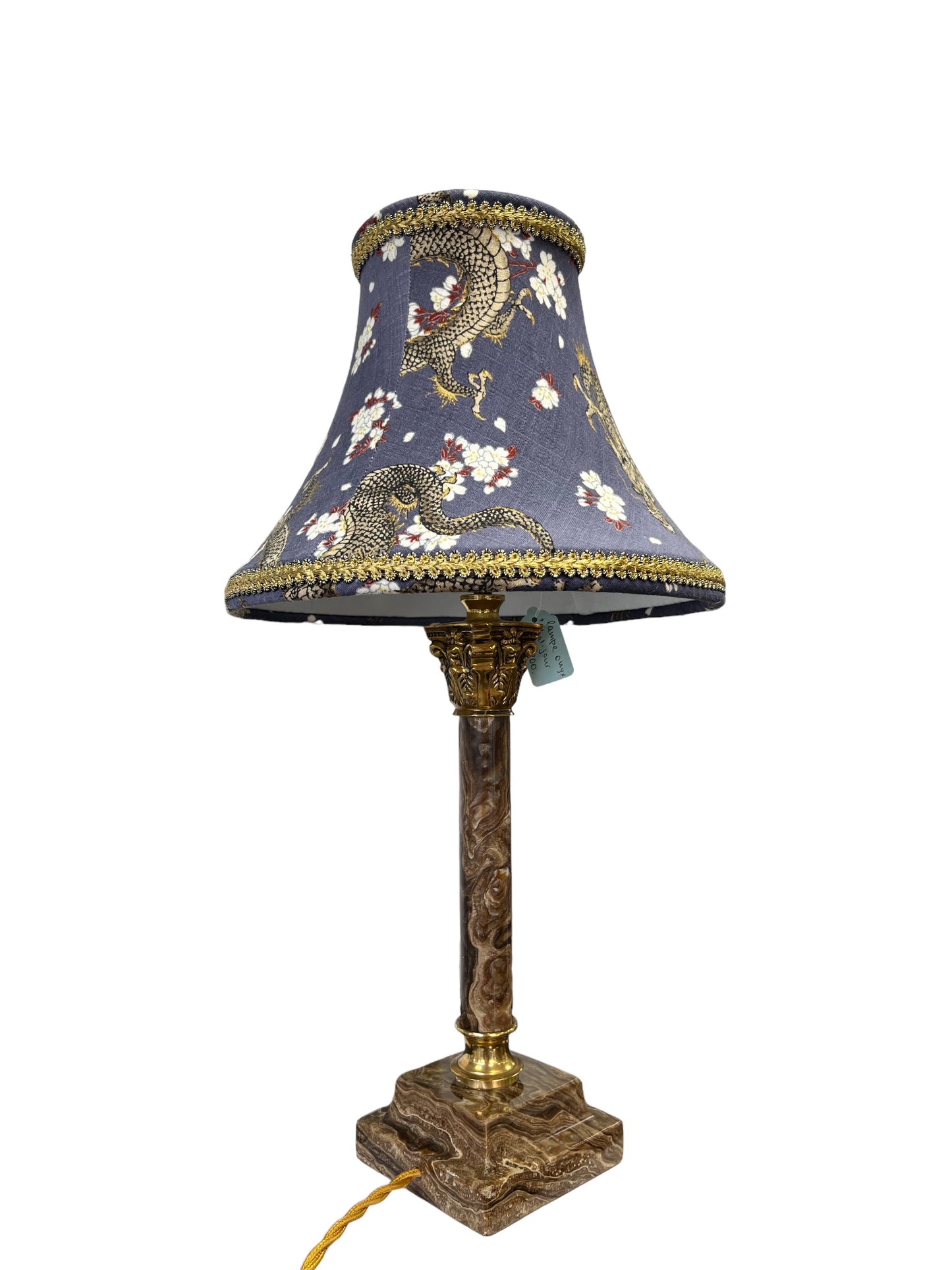 Lampe en onyx avec un abat-jour pagode en tissu japonais avec dragons, couleur bleu-marron