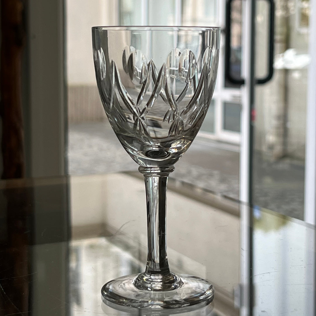 Service 9 Porto glasses in engraved crystal