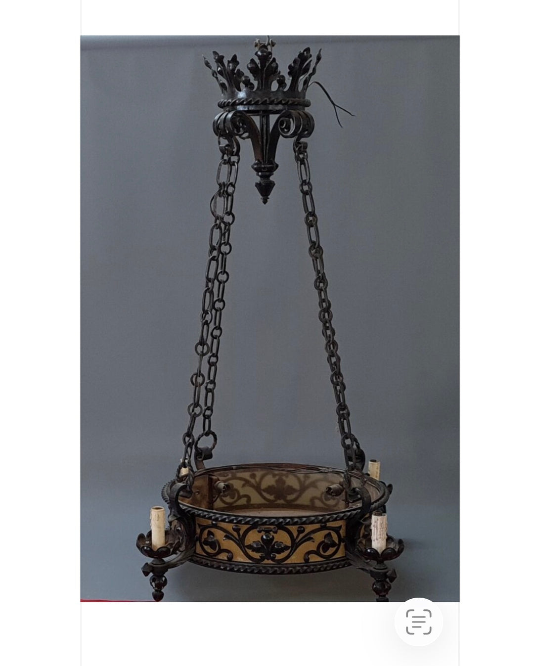 suspension en fer forgé et verre