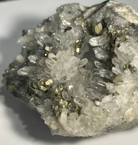 Pyrite quartz cristal de roche  Roumanie DB64
