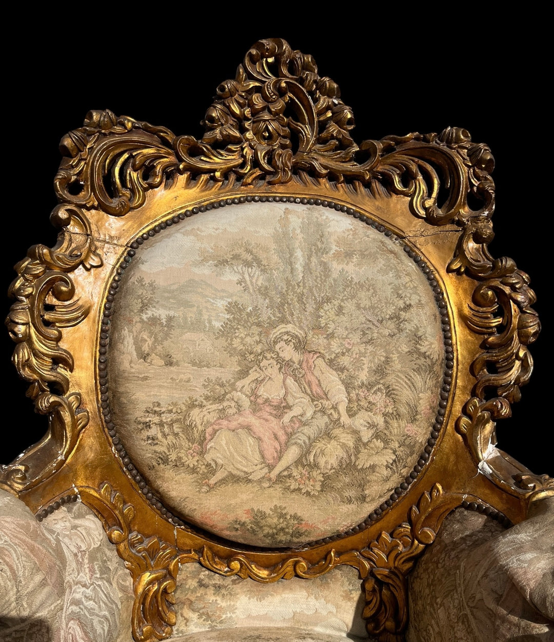 Paire de grandes bergères a oreilles Rococo en bois Allemagne ou Autriche, XIXe siècle