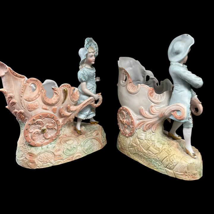 Paire de vases bouquetieres allemandes de Thuringe