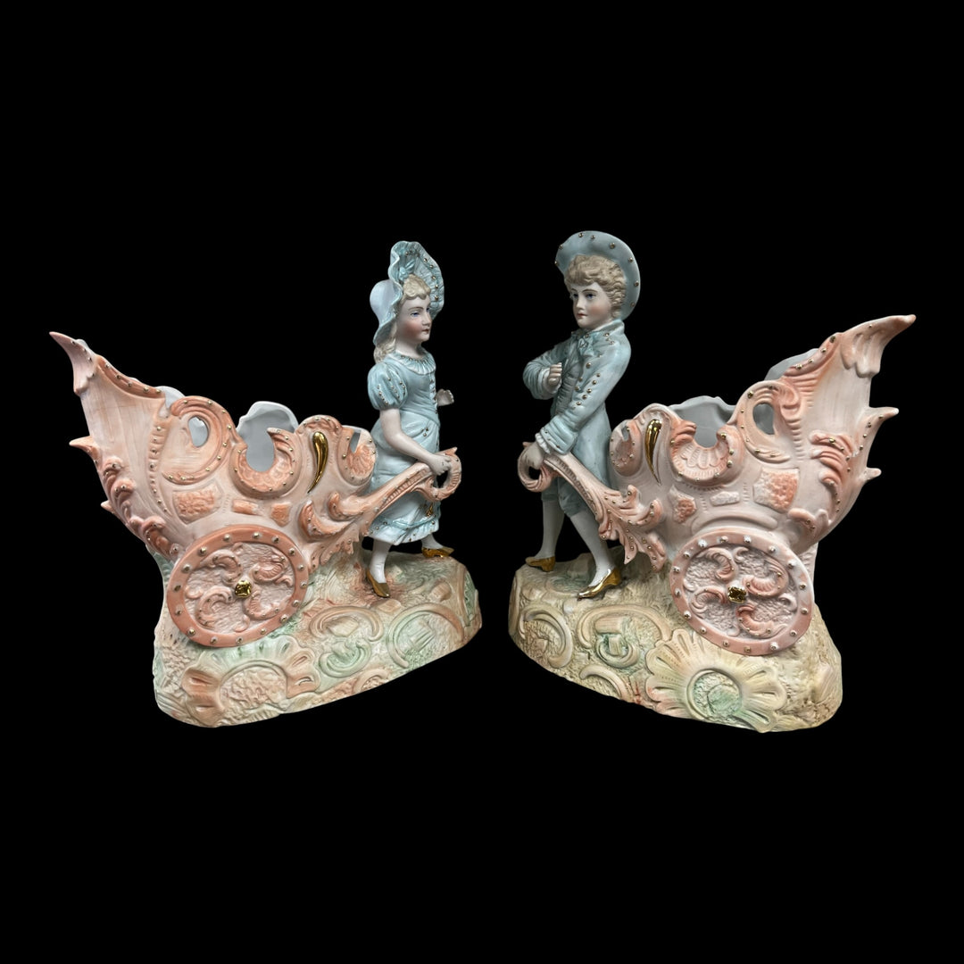 Paire de vases bouquetieres allemandes de Thuringe