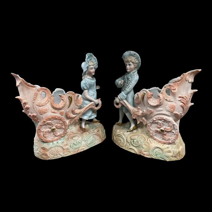 Paire de vases bouquetieres allemandes de Thuringe