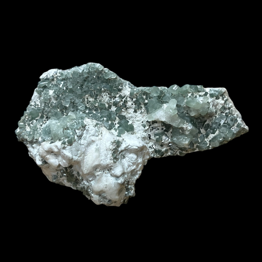 Albite verte byssolite St Veran Alpes France DR118