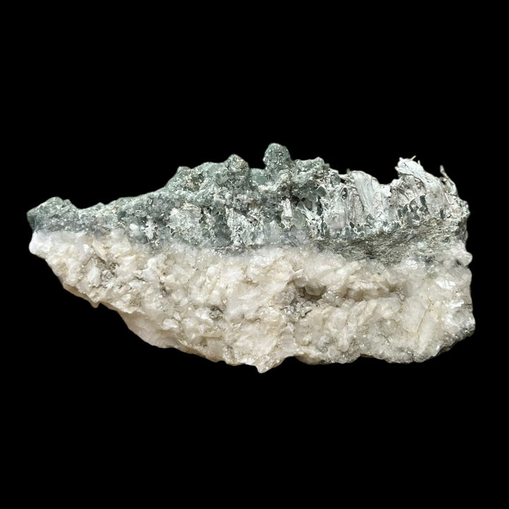 Albite byssolite Saint Véran  France DR119