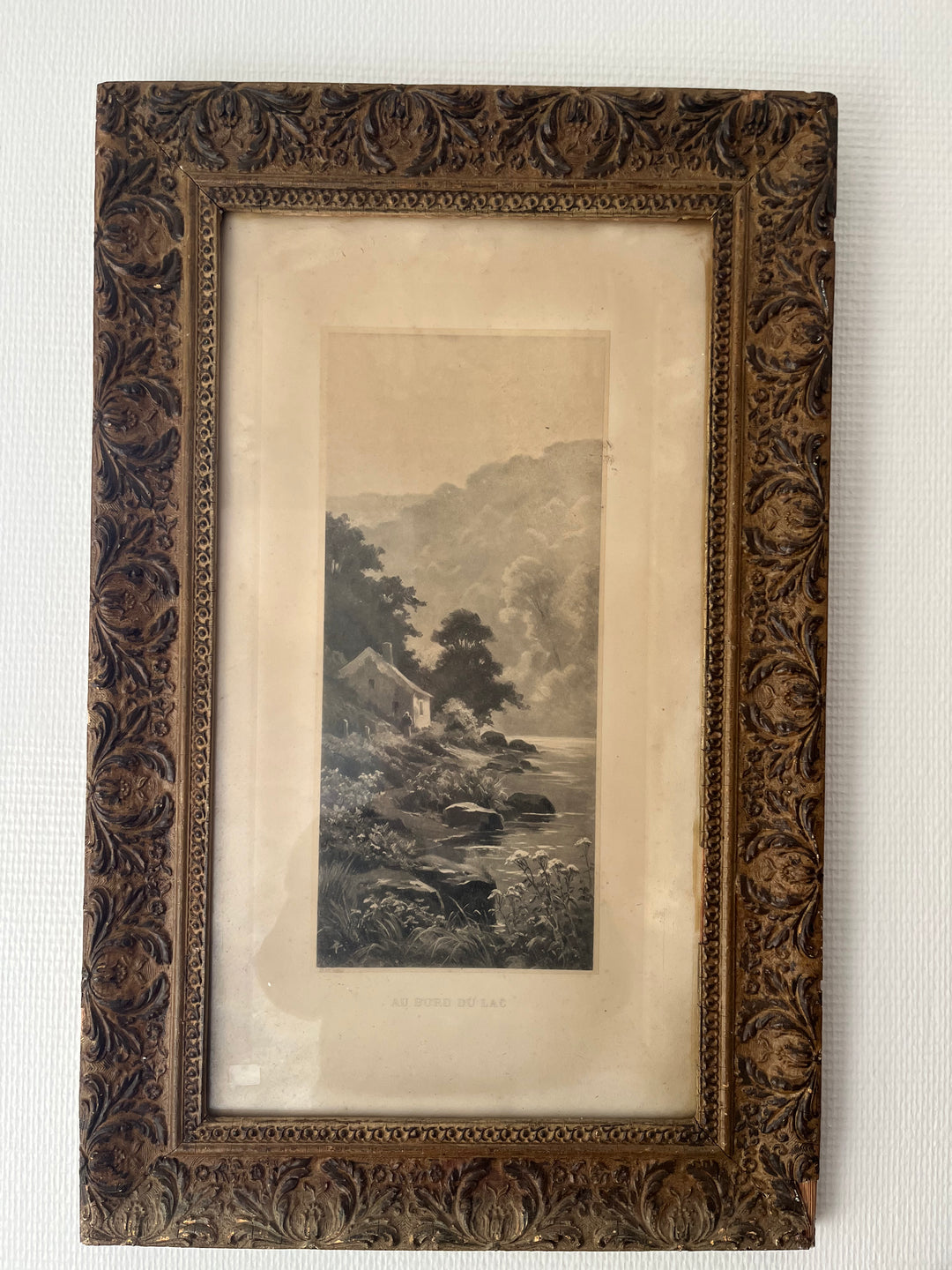 gravure encadrée au bord du lac