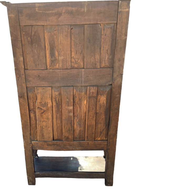 meuble armoire dressoir  breton sculpté de fleurs debut xxe  siècle