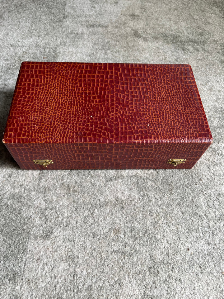 Limoges Montigny Porcelain Salon Trio