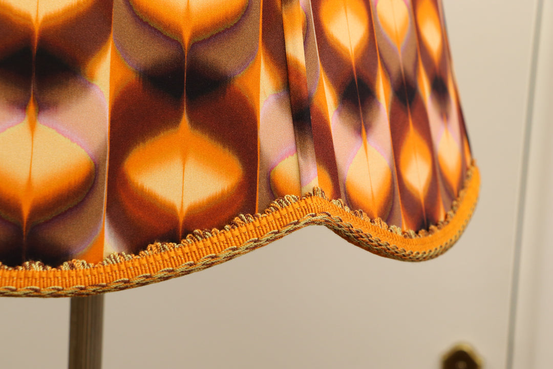 Lampe vintage Walter Gerhards – modèle 7055-50 – Fat Lava – West Germany, avec abat-jour en soie