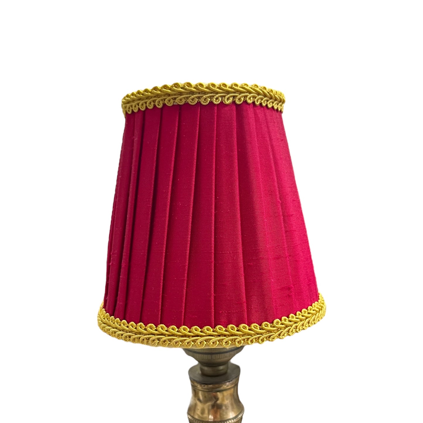 Mini folded silk lampshade, for a chandelier or wall lamp, red