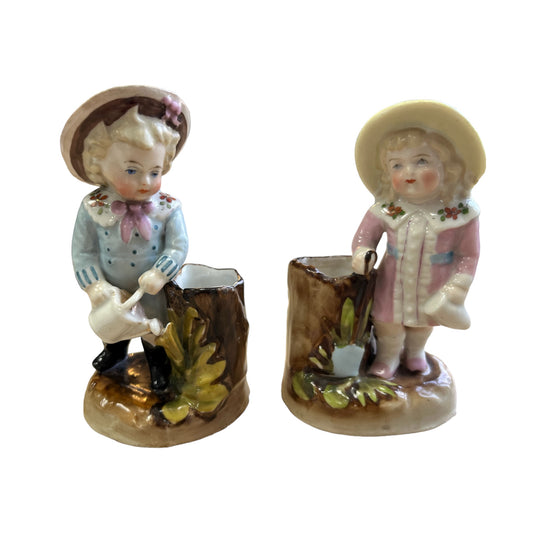 Pyrogenic couple in 19th century Saxony porcelain