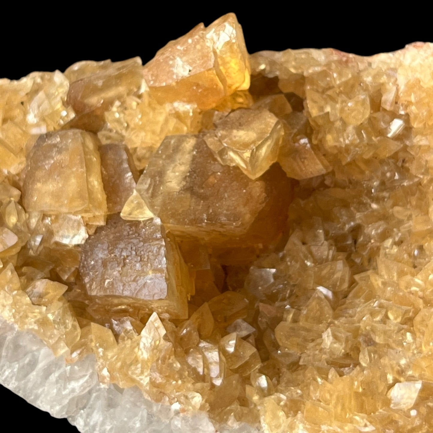 Calcite sur quartz Idar-Obenstein Allemagne DW84