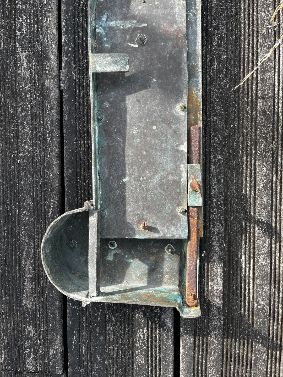 Empire fireplace fender