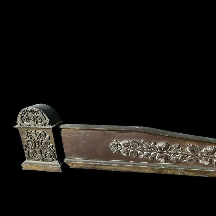Barre de foyer en laiton à décor de roses Empire