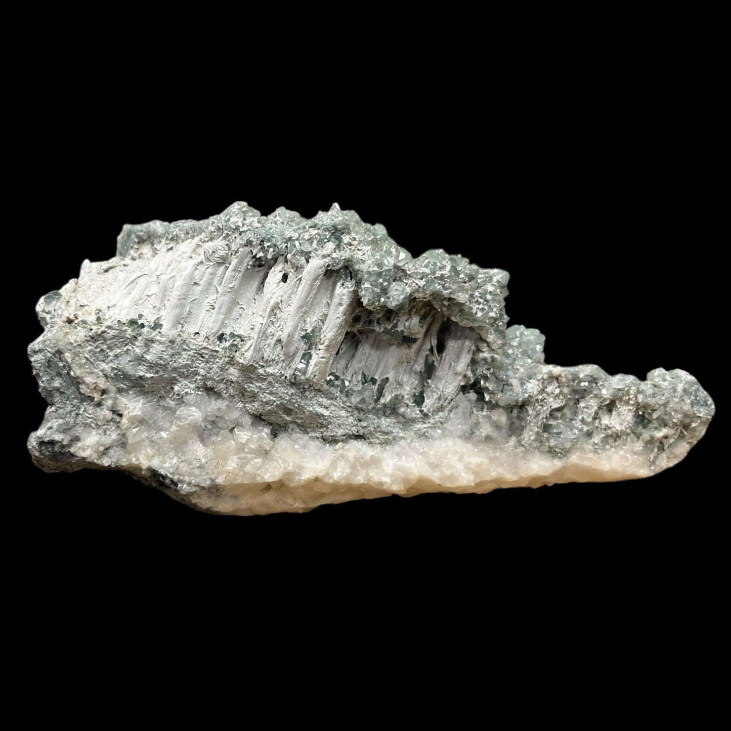 Albite Green Byssolite SaintVéranFranceDr117