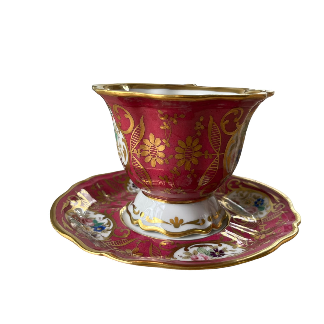 grande Tasse à chocolat porcelaine de Limoges XXe siècle