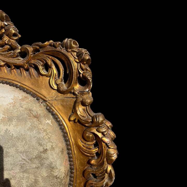 Paire de grandes bergères a oreilles Rococo en bois Allemagne ou Autriche, XIXe siècle