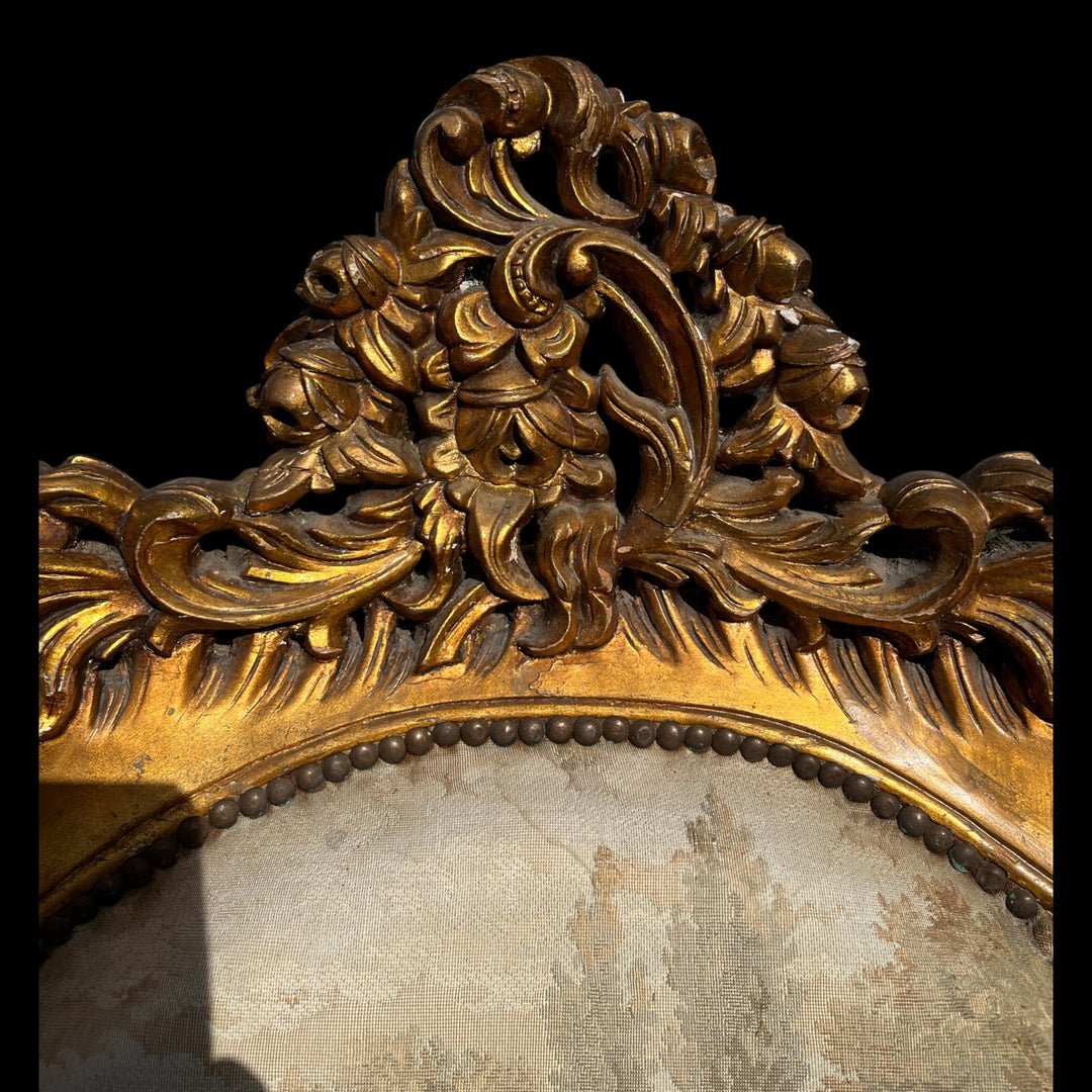 Paire de grandes bergères a oreilles Rococo en bois Allemagne ou Autriche, XIXe siècle