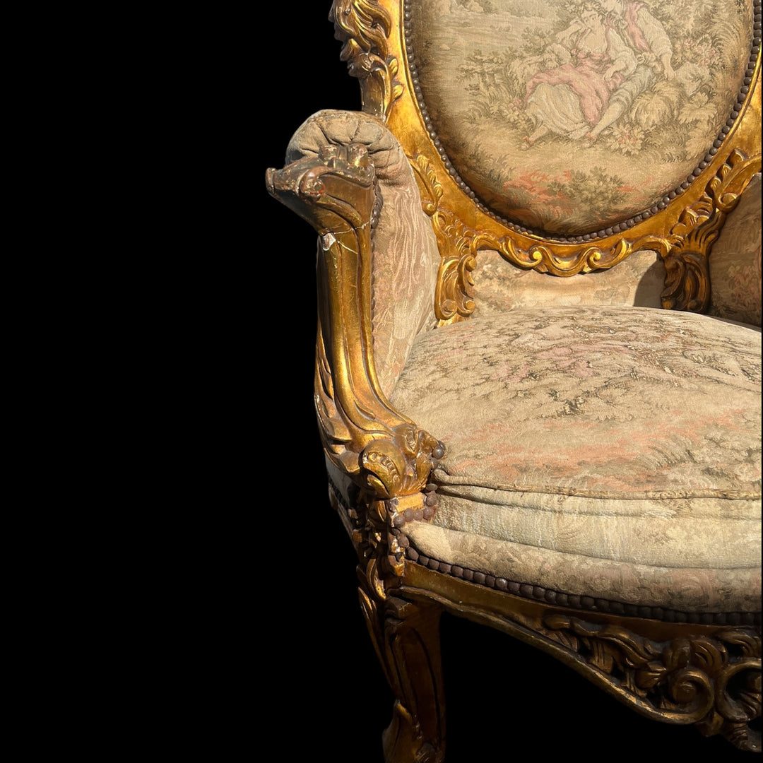 Paire de grandes bergères a oreilles Rococo en bois Allemagne ou Autriche, XIXe siècle