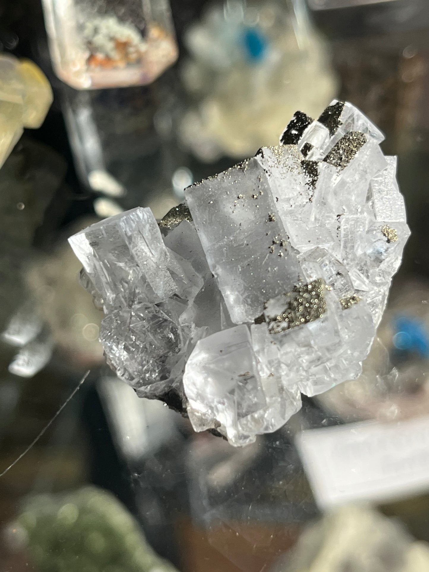 Fluorite incolore + pyrite Espagne FLS21