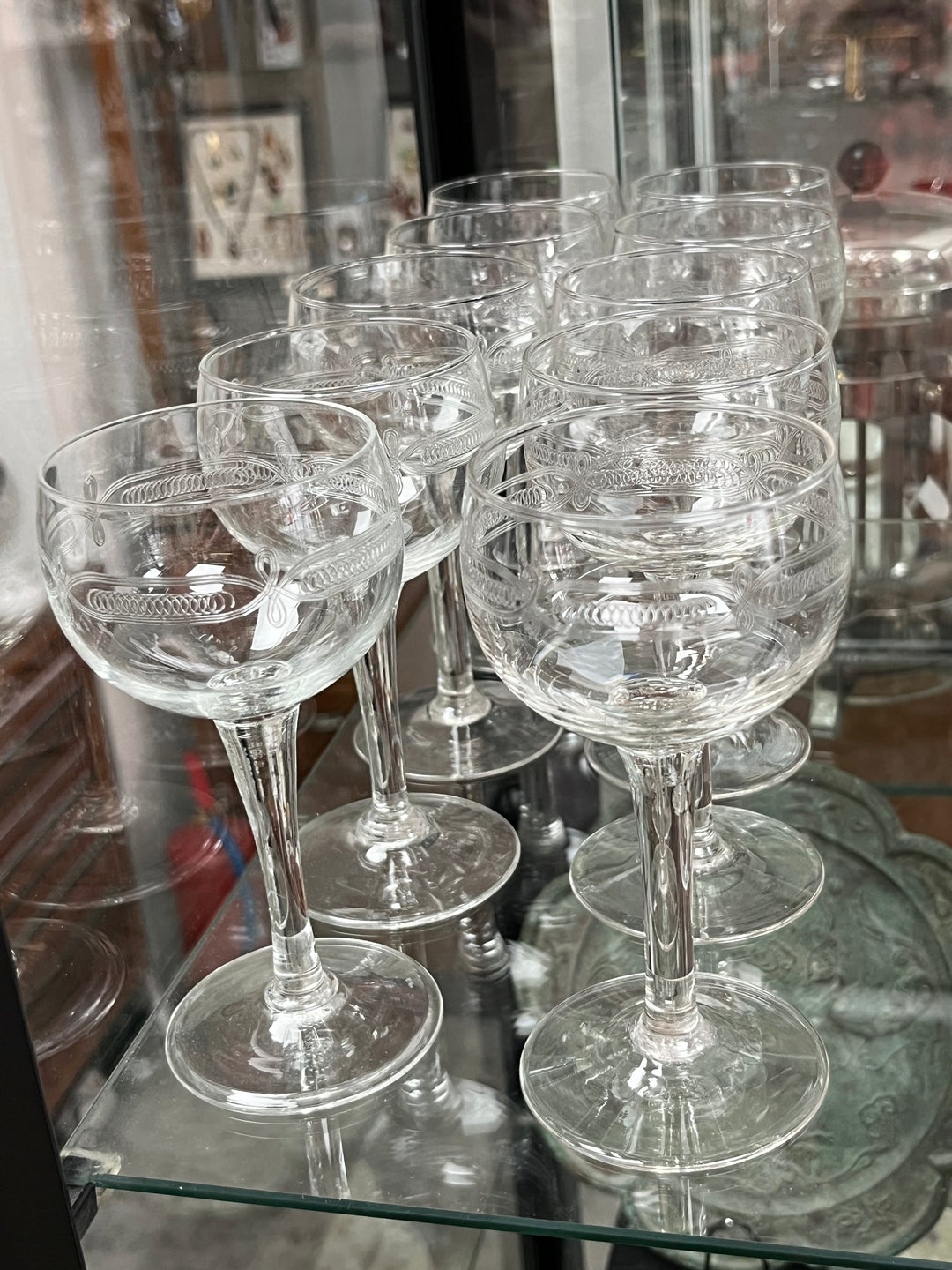 Service 10 white wine glasses engraved in crystal height 13cm