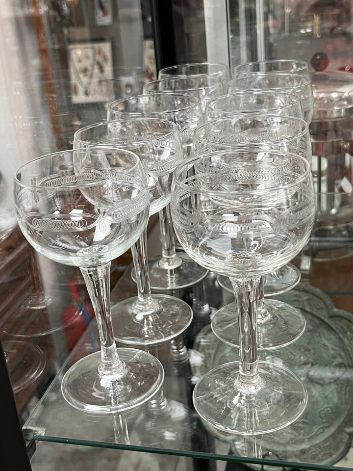 service 10 verres à vin blanc gravés en cristal hauteur 13cm