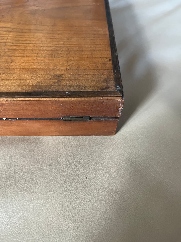 Rare coffret de jeu de Boston et Bog de la maison Alphonse Giroux Paris début XIXe (v. 1820-1840)