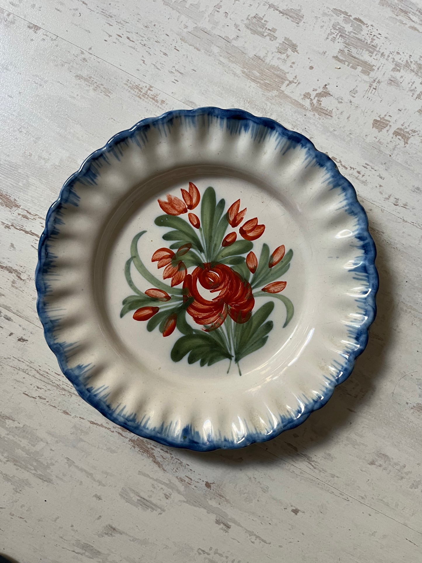 Assiette faïence d’Auvillar décor de bouquet fleuri polychrome XIXe