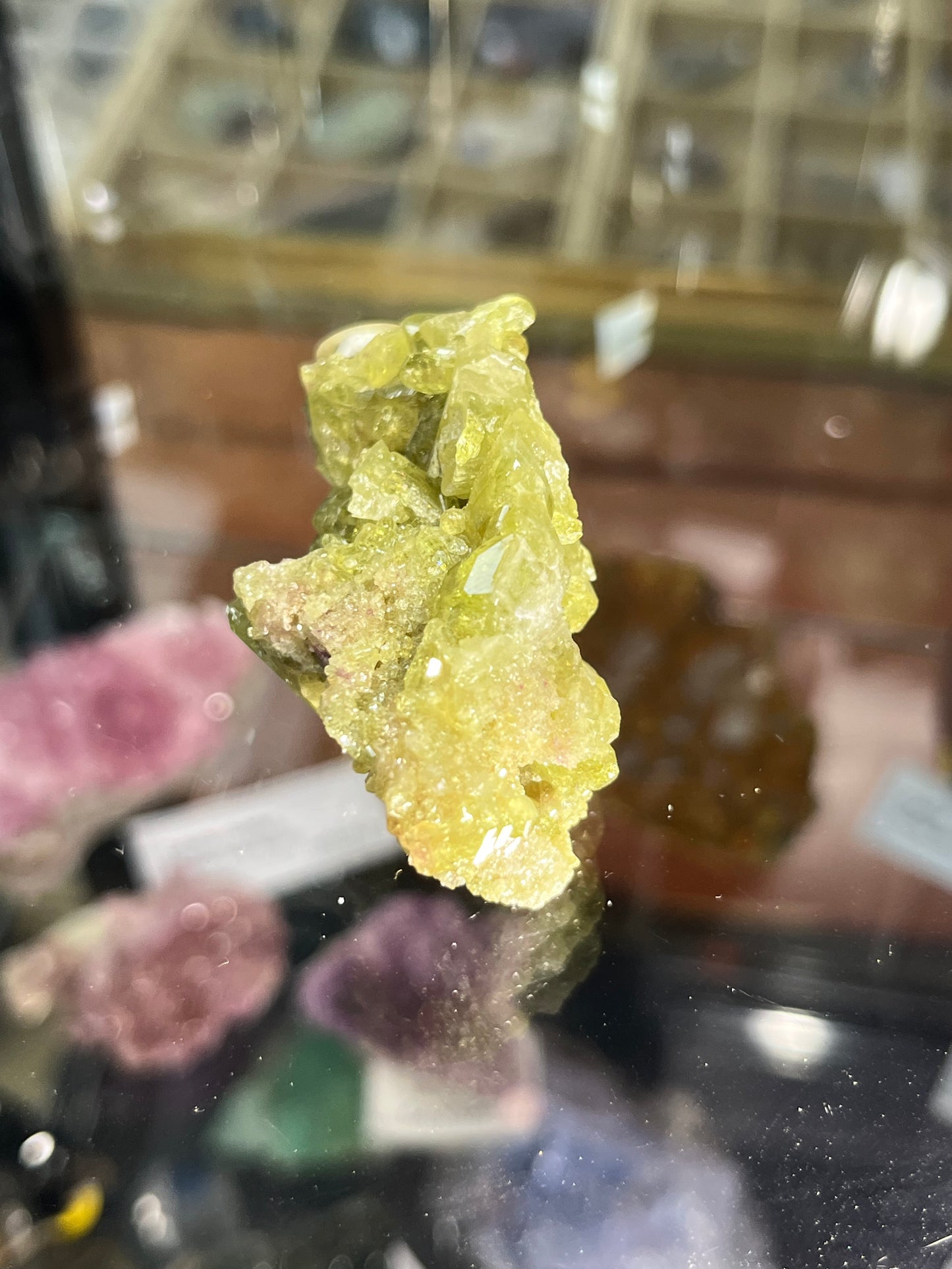 加拿大绿色Vesuvianite DA154