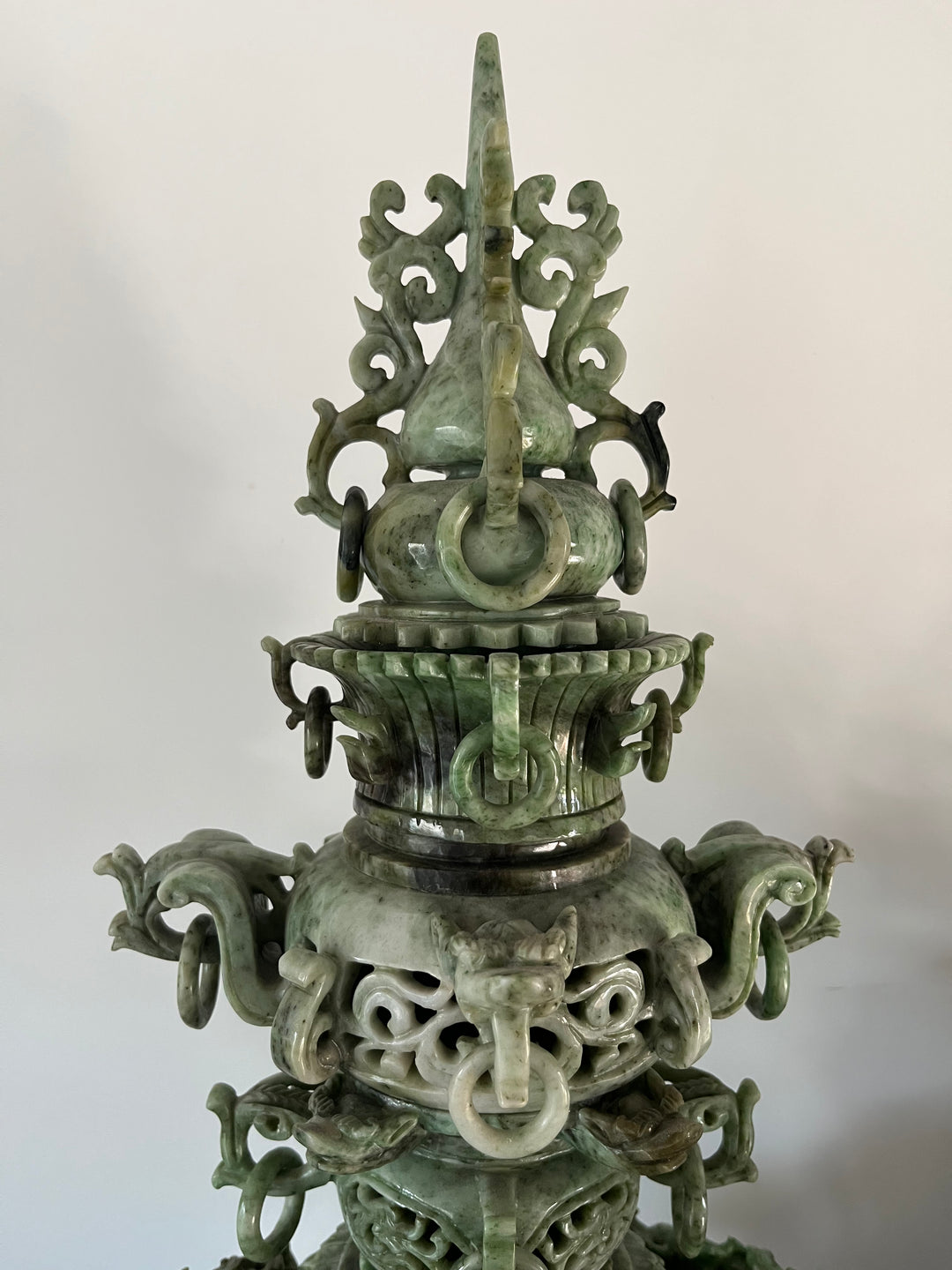 Chinese perfume burner 75 cm in serpentine early 20th century