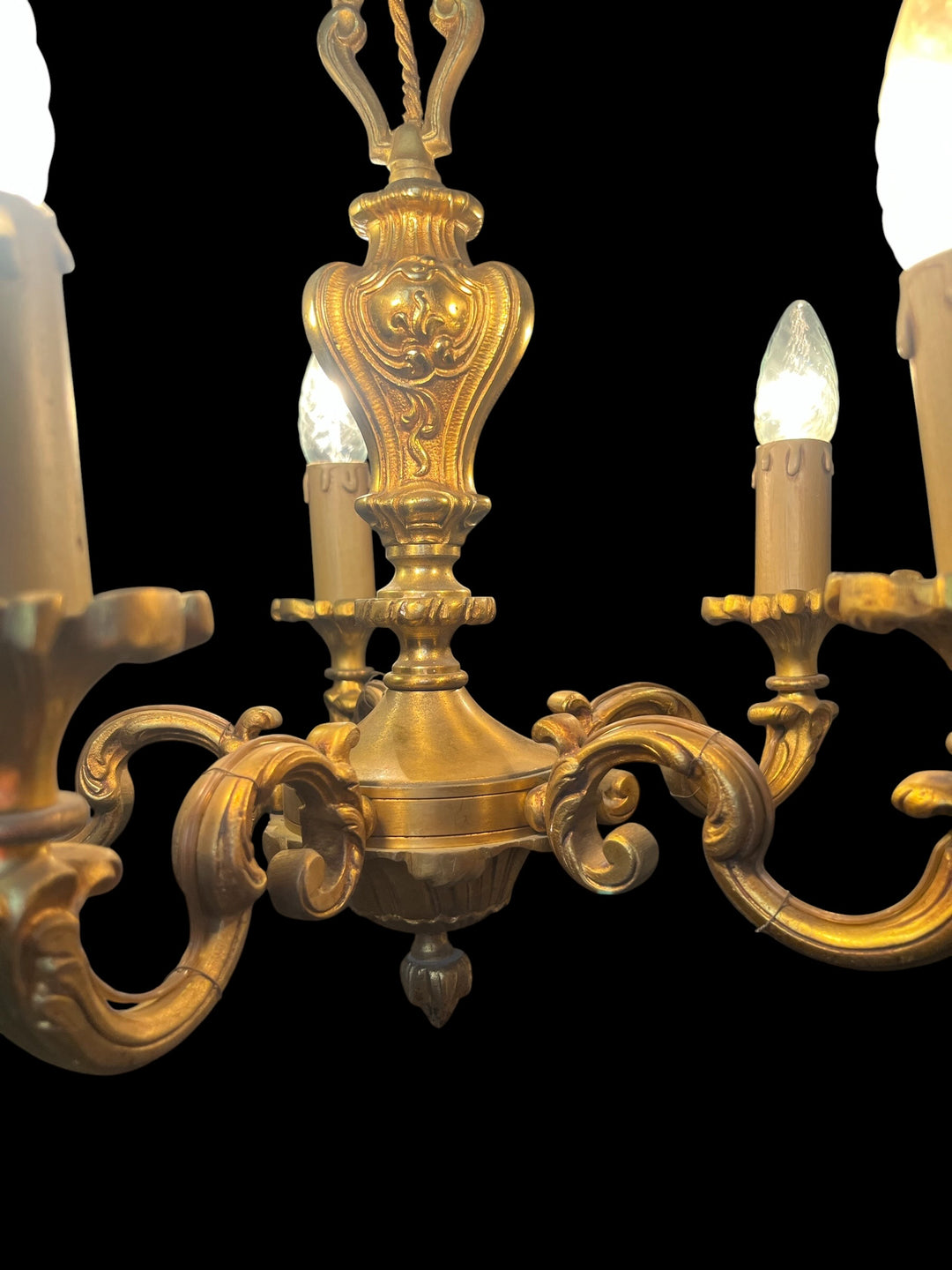 lustre en bronze massif doré 5 feux style louis xv