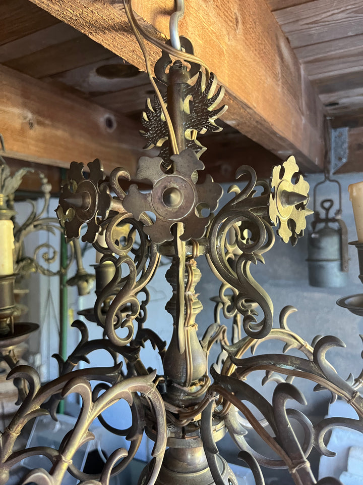 Lustre en bronze néo gothique xixe