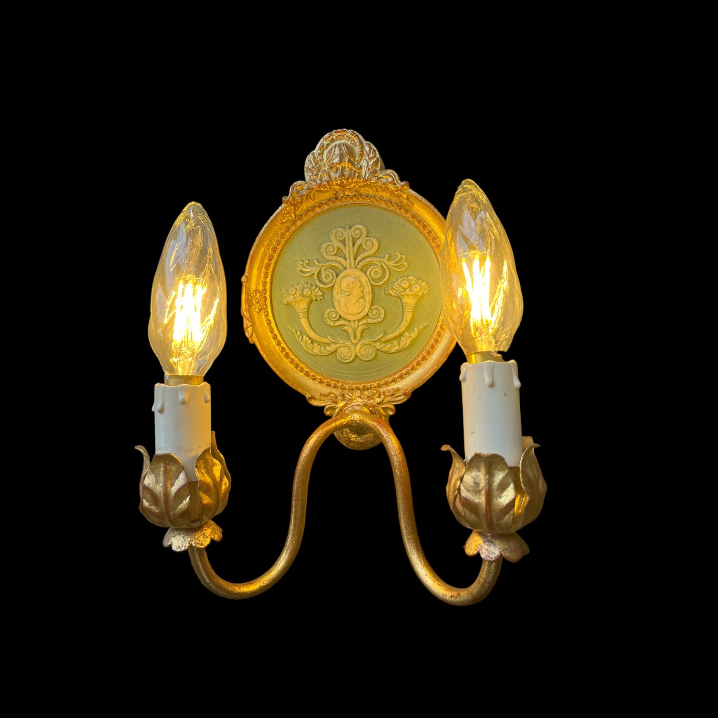 Italian Wood Wood Lights Pair Wedgwood Style