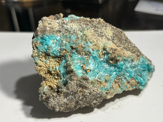 Аурихальцит гемиморфит 79 Рудник Аризона США C10