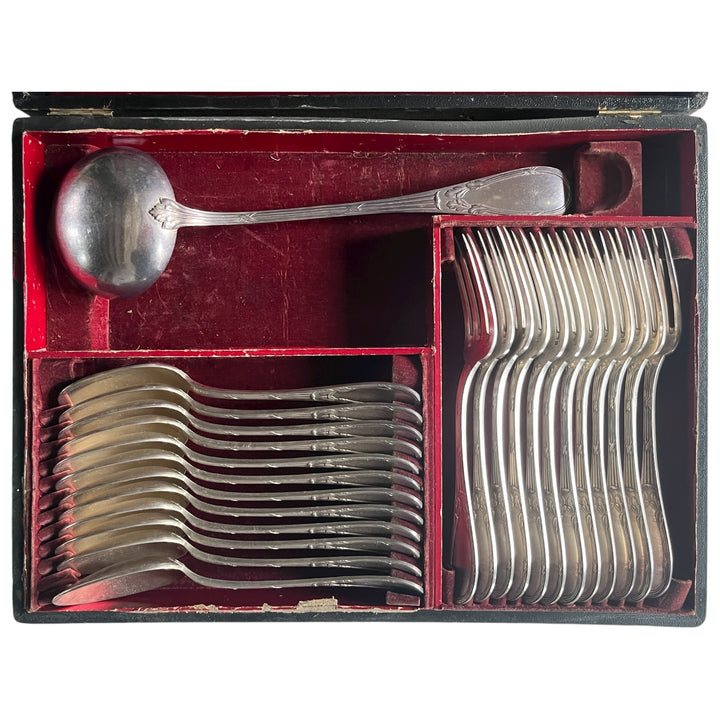 Ménagère Saglier Frères art nouveau metal argenté 25 pieces