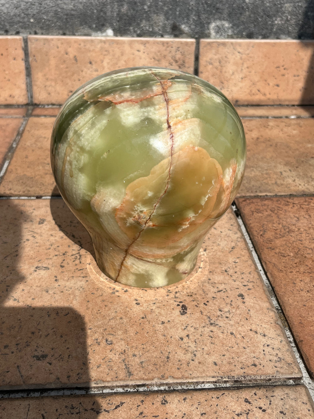 Boule en pierre de départ de rampe d’escalier en onyx vert