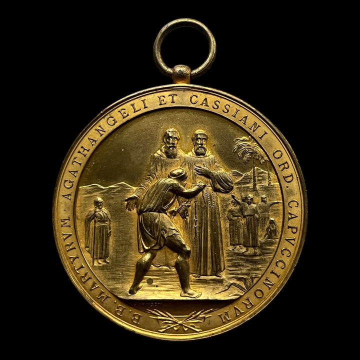 Médaille dorée  VATICAN ordre des capucins beatification Cassiano de Nantes et Agatange de Vendome 1905