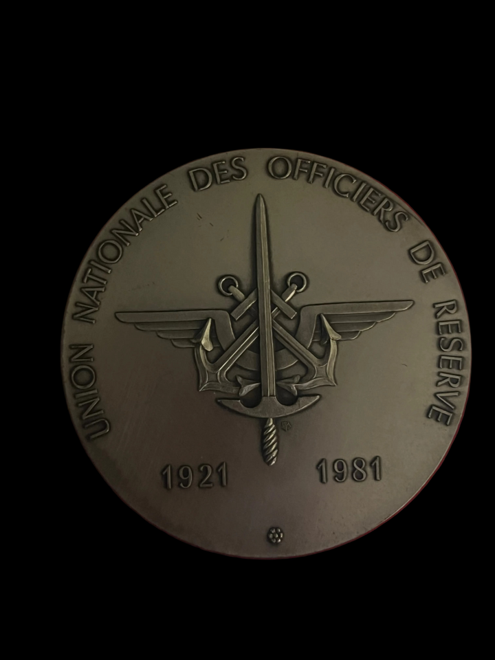 Medaille bronze argenté union nationale des officiers de réserve 1982 par prud’homme
