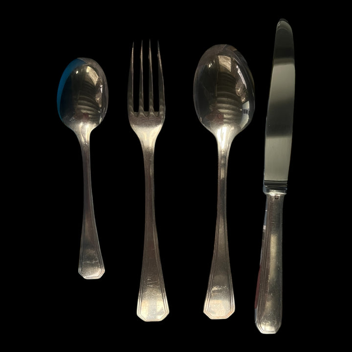 un couvert art déco enfant Christofle modele America dans son écrin