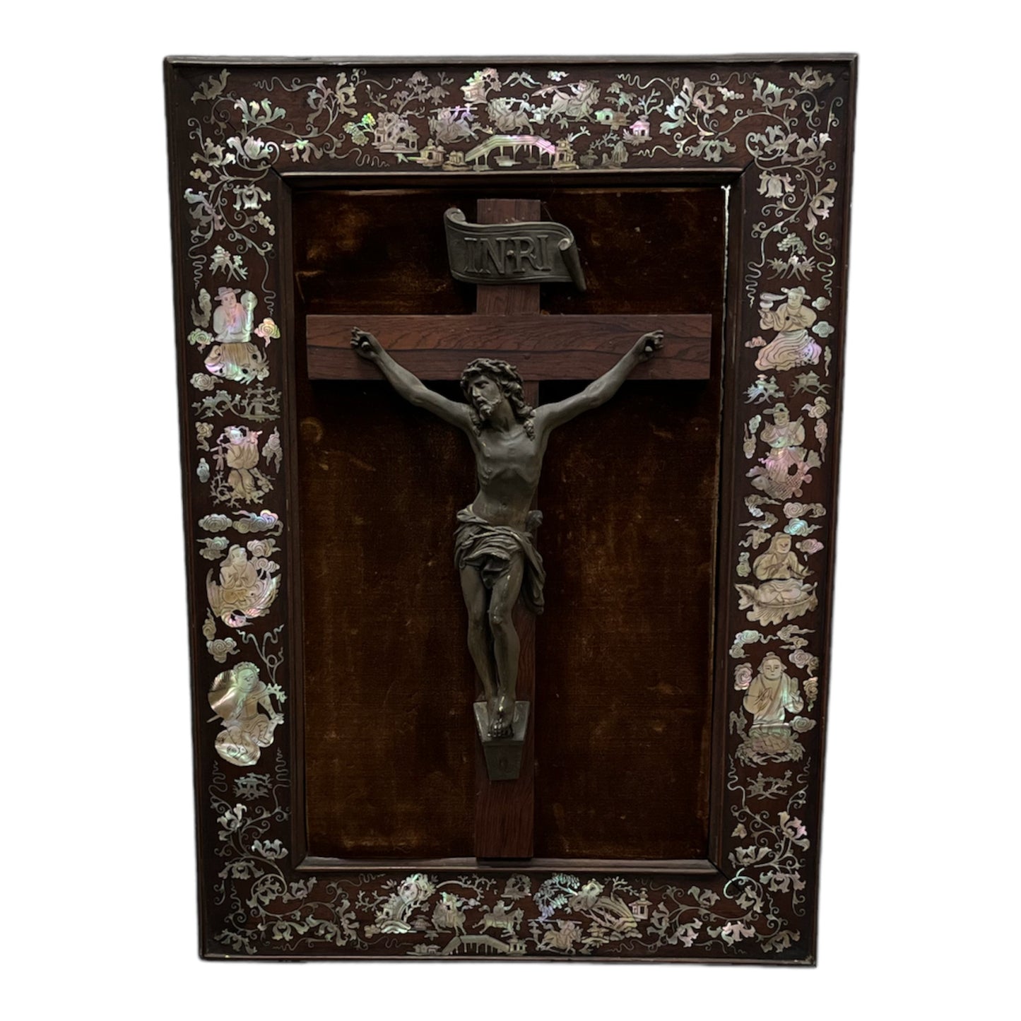 Crucifix dans cadre d’Indochine XIXe