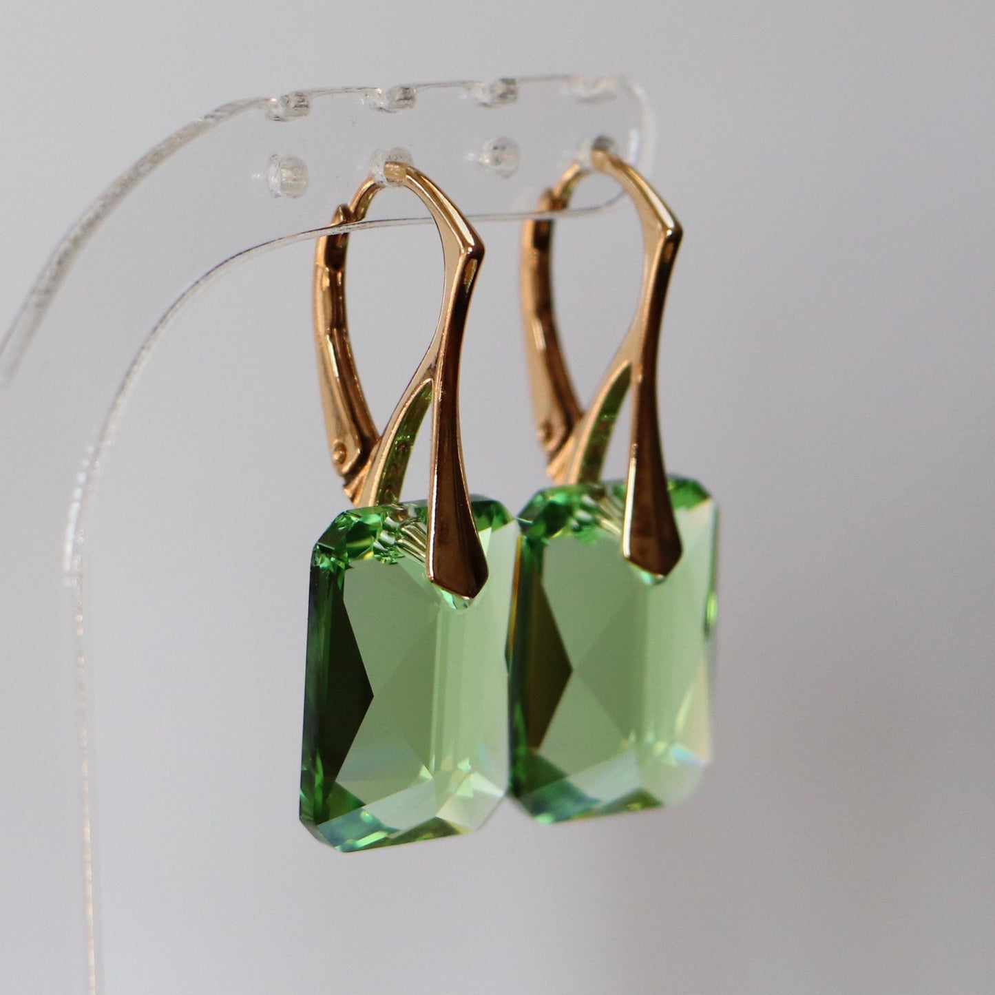Boucles d'oreilles avec cristaux Swarovski, vert olive, argent doré, NOEMIE