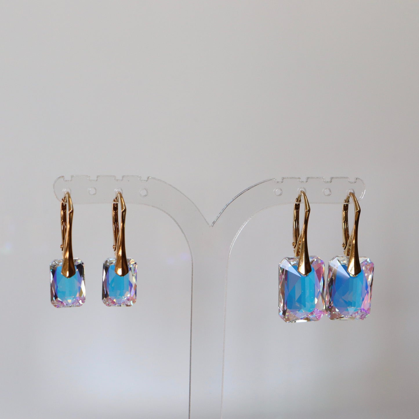 Boucles d'oreilles avec cristaux Swarovski, cristal AB, argent doré, NOEMIE