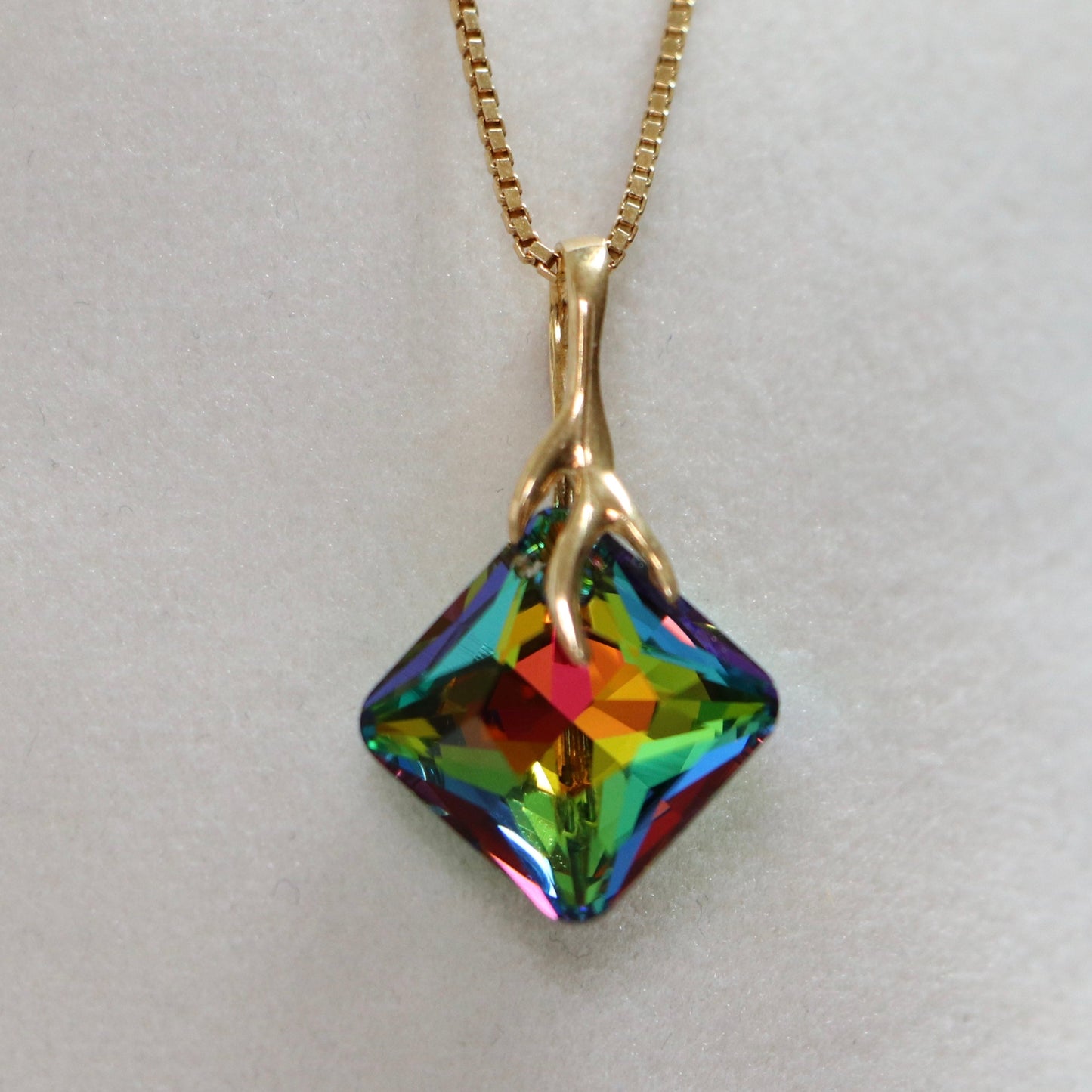 Pendant, Swarovski crystals, gilded silver, VM crystal, AGATHE