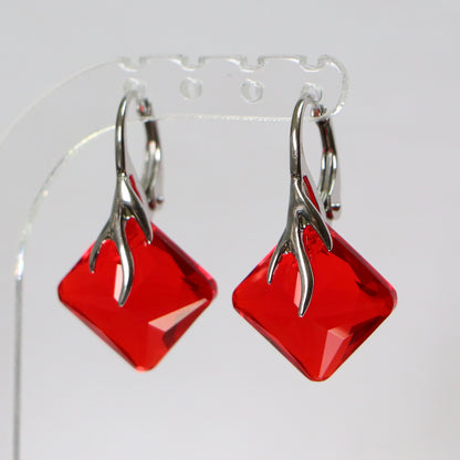 Boucles d'oreilles, cristaux Swarovski, argent rhodié, rouge vive, AGATHE