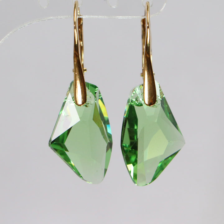 Copie de Boucles d'oreilles, cristaux Swarovski, argent doré, vert olive, ALICIA