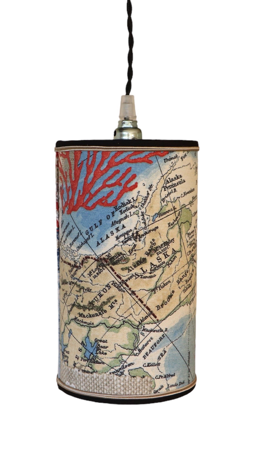Portable lamp with a laminated lampshade in MAP fabric