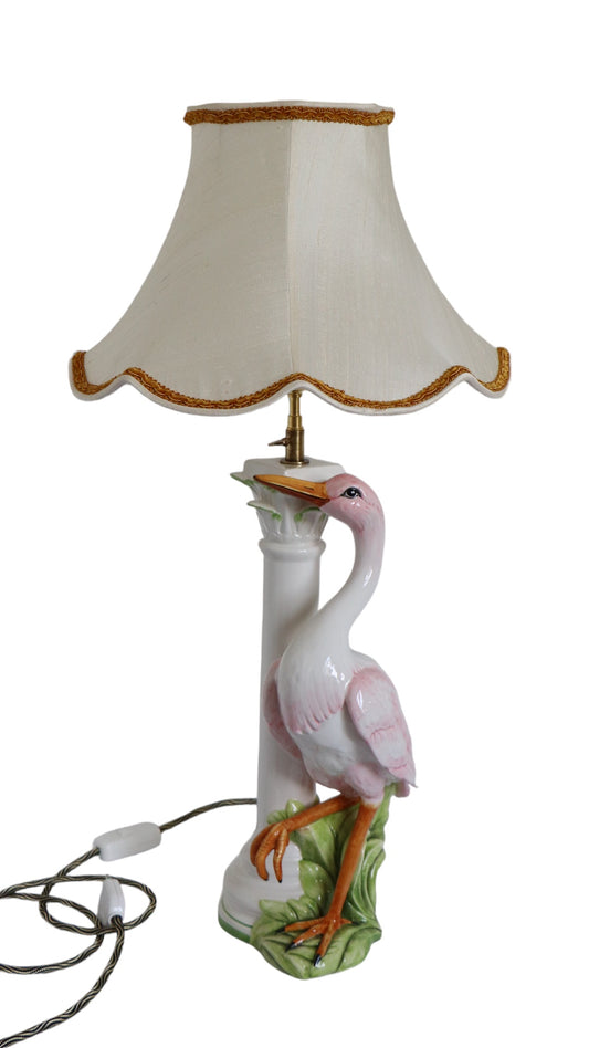 Винтажный светильник "Воображаемая птица" на керамическом основании с абажуром из дикого шелка.