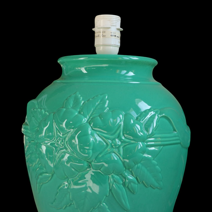 Lampe vintage en céramique verte turquoise,  création Michelle Férec, avec abat-jour en tissu d’éditeur