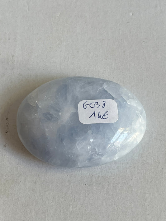Galet Calcite bleue 6 cm Madagascar GCB8